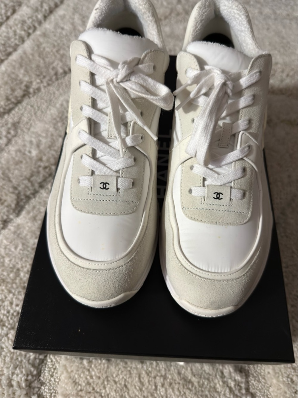 CHANEL Cream White Lace-Up Low-Top Sneakers - Picture 2 of 5